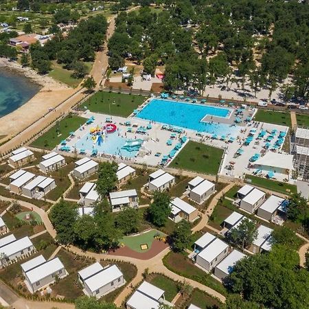 Adriamar Mobile Homes In Camping Park Умаг Екстер'єр фото