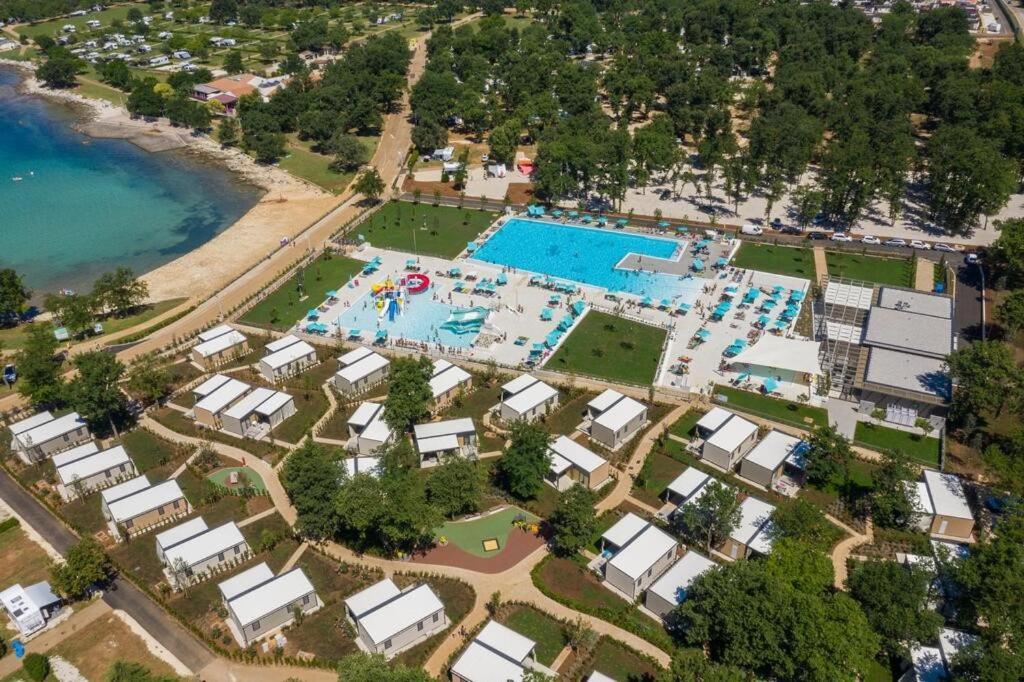 Adriamar Mobile Homes In Camping Park Умаг Екстер'єр фото